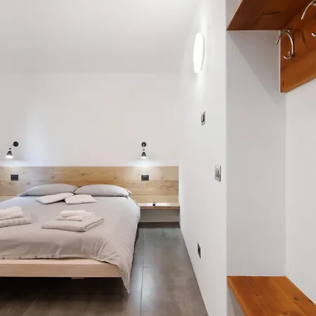 Casa Nadia Apartment *